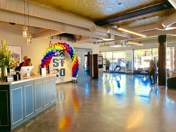 Barry's Castro 3