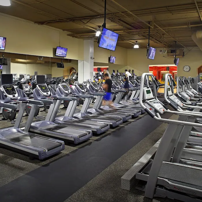 24 Hour Fitness 6