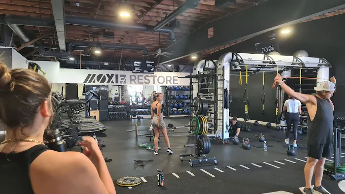 MOXI3 8