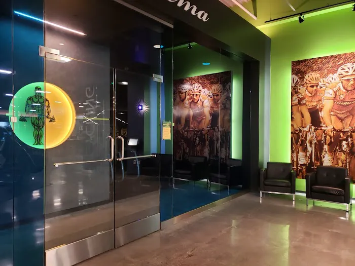Gold's Gym 5