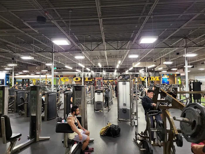 Gold's Gym 0