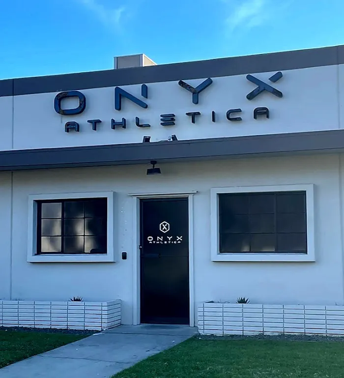 Onyx Athletica 2