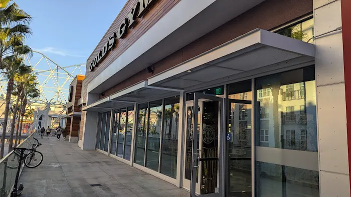 Gold’s Gym 3