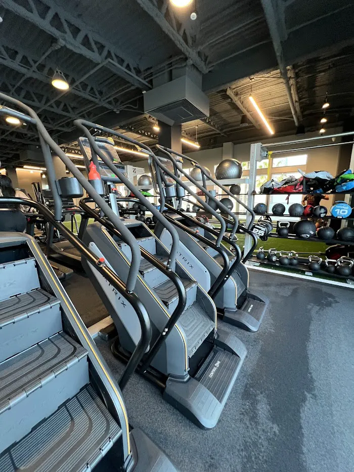 Gold’s Gym 0