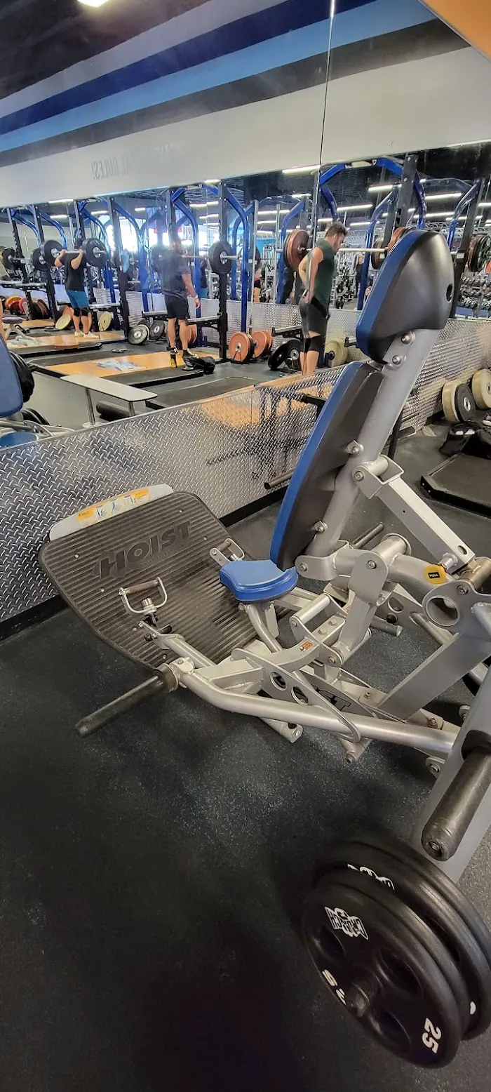Crunch Fitness - Fountain Valley 8