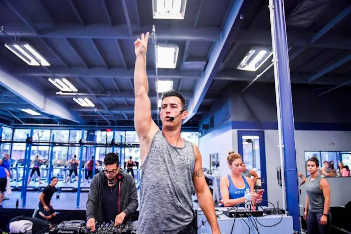 Motion Fitness Group 2
