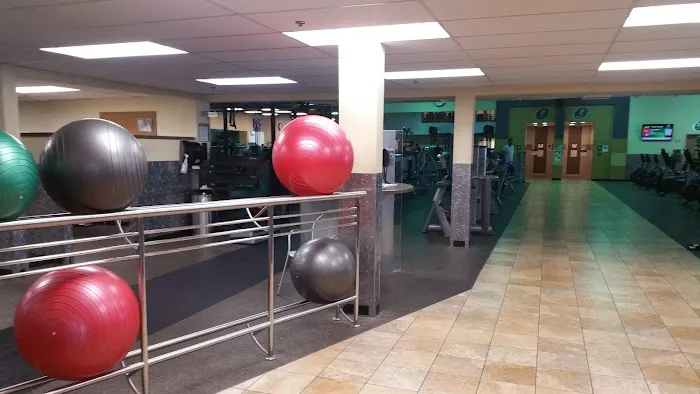 24 Hour Fitness 3