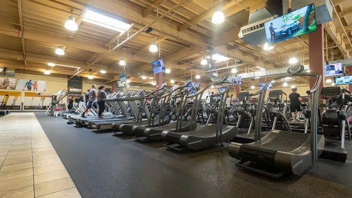 24 Hour Fitness 2