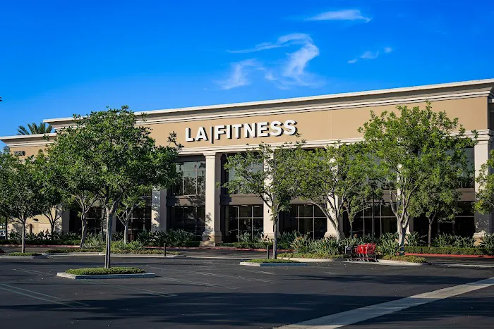 LA Fitness 0