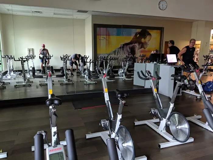 LA Fitness 4