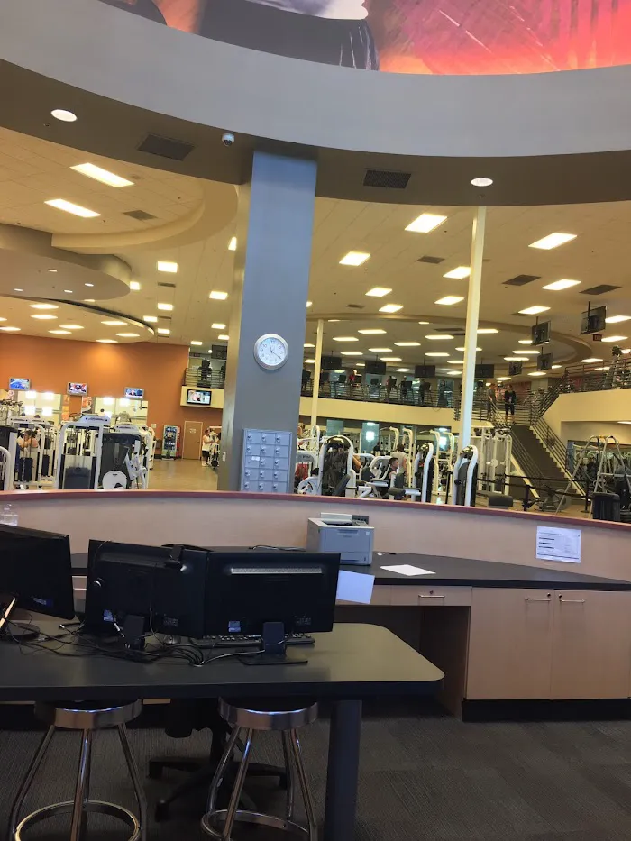 LA Fitness 0