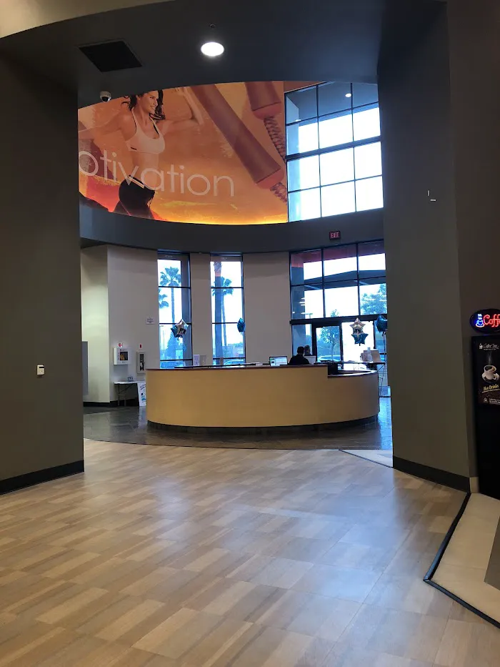 LA Fitness 8