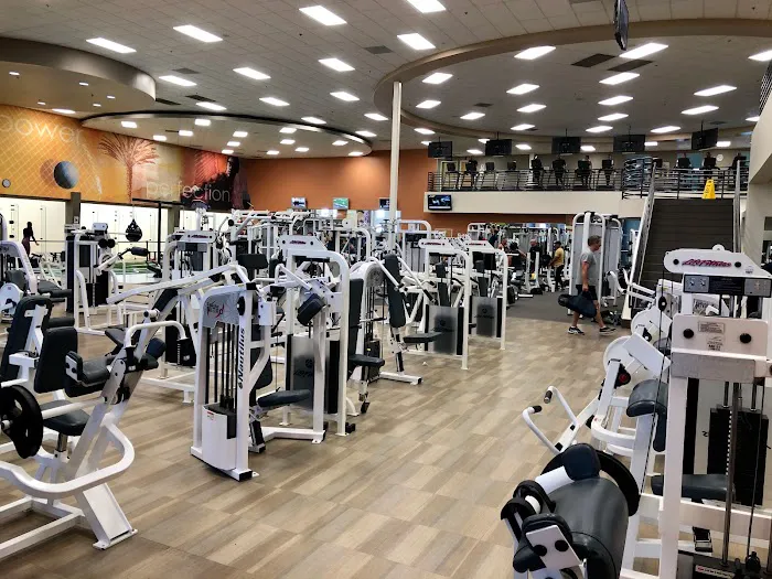 LA Fitness 4