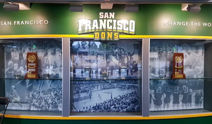 War Memorial Gym 4