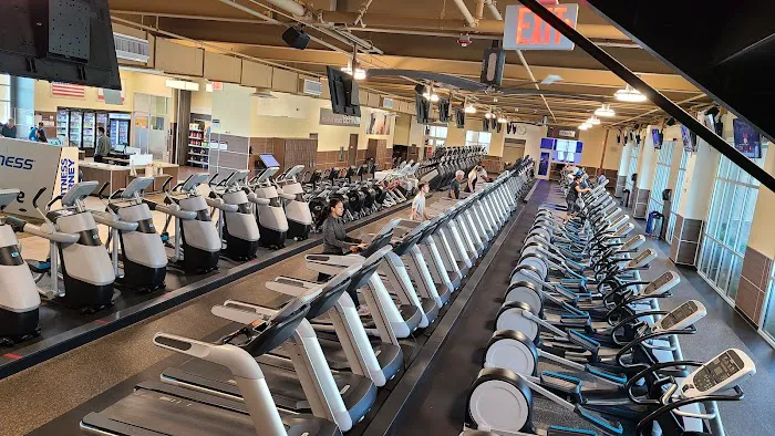 24 Hour Fitness 6