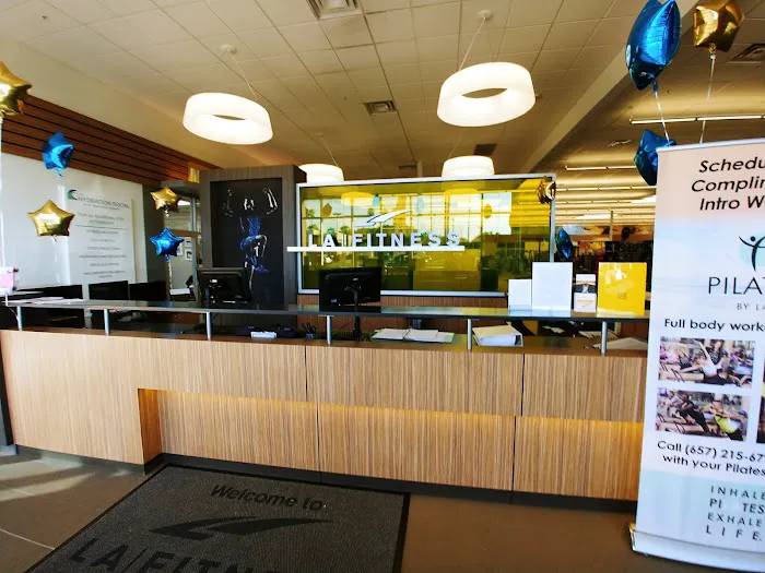 LA Fitness 0