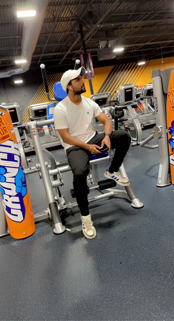 Crunch Fitness - Folsom 6