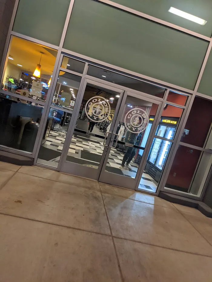 Gold's Gym 5