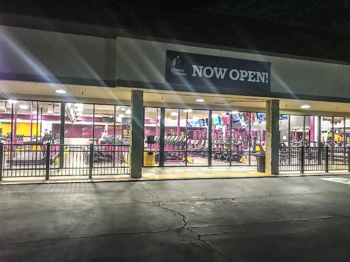 Planet Fitness 6