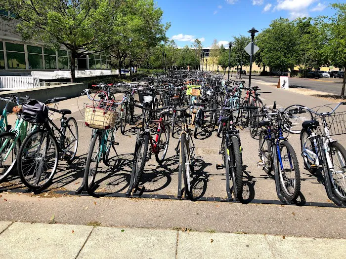 Activities and Recreation Center | UC Davis 7