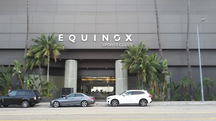 Equinox Sports Club Los Angeles 7