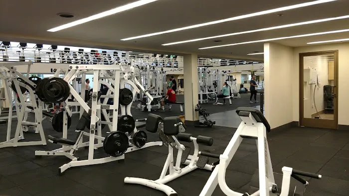 Equinox Sports Club Los Angeles 9