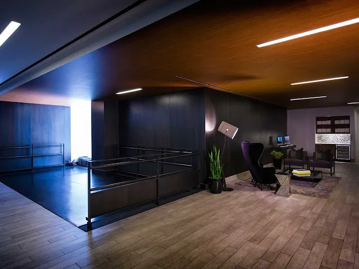 Equinox Sports Club Los Angeles 5
