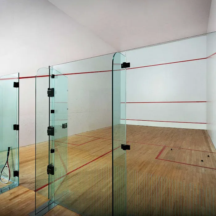 Equinox Sports Club Los Angeles 1