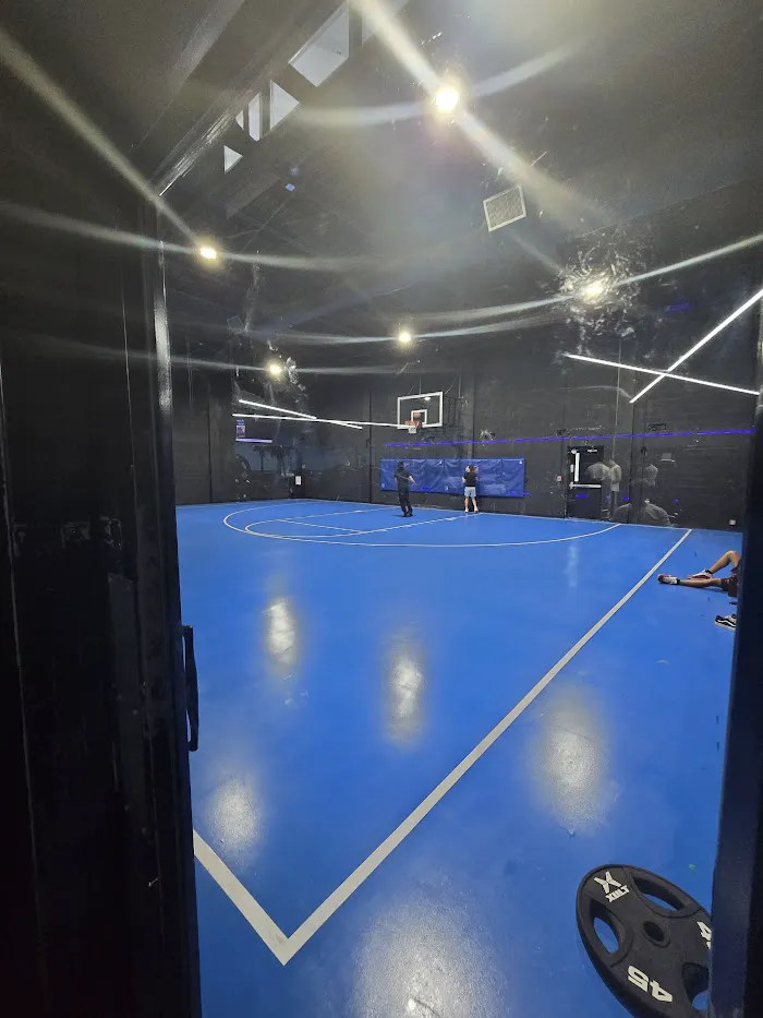 Amped Fitness (Doral) 8