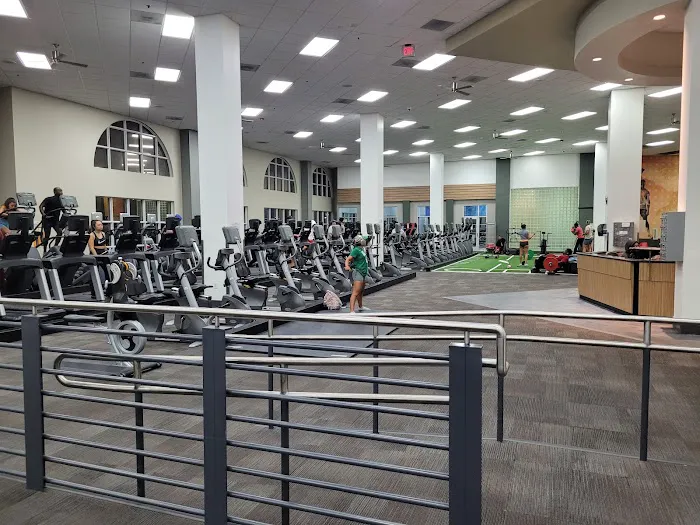 LA Fitness 4