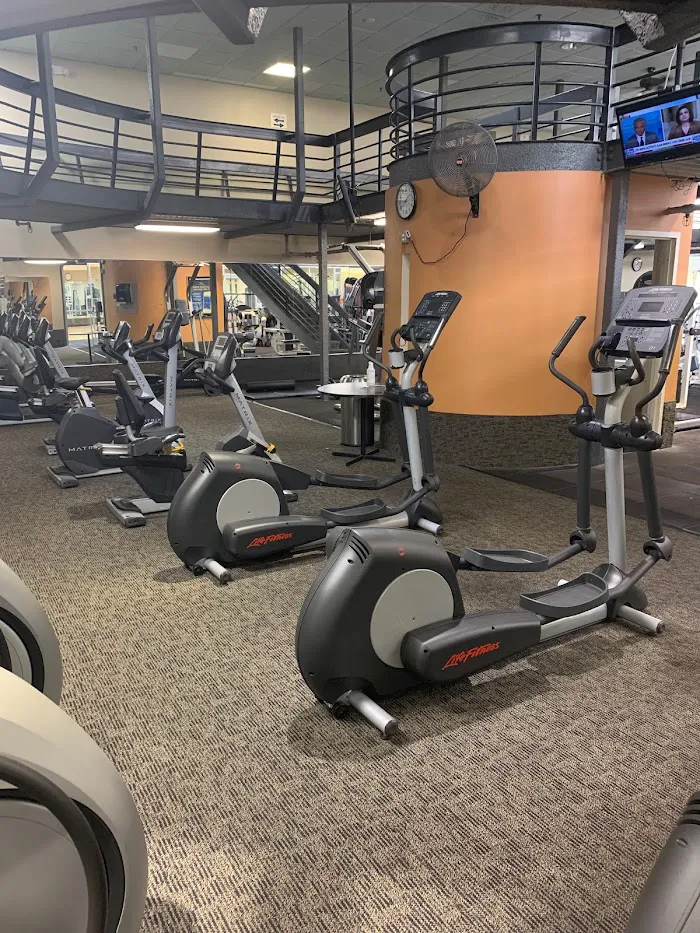 LA Fitness 0