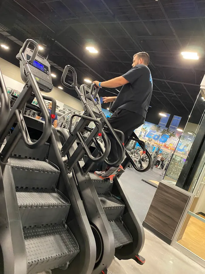 EōS Fitness 9