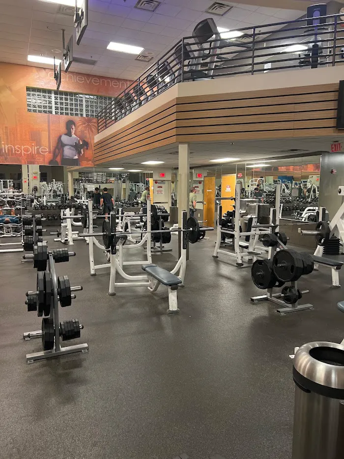 LA Fitness 6