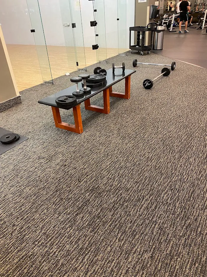 LA Fitness 4