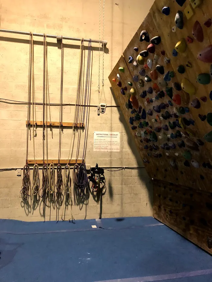 The Edge Rock Gym - Rock Climbing and Fitness 5