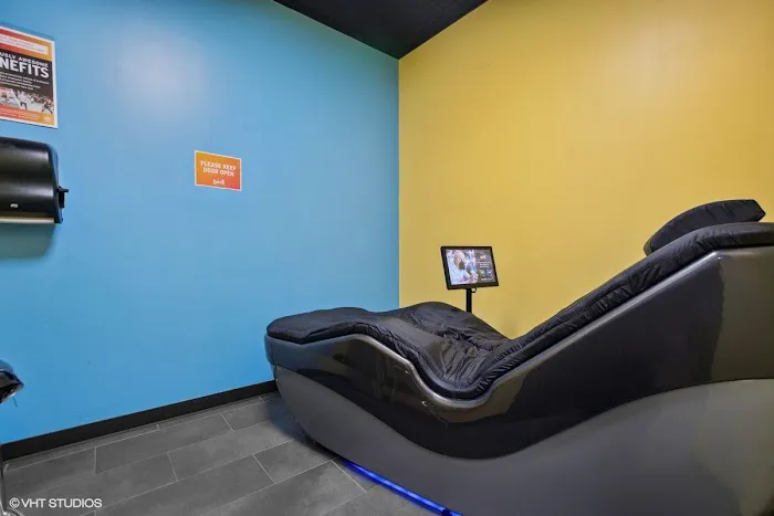 Crunch Fitness - West Pembroke 2