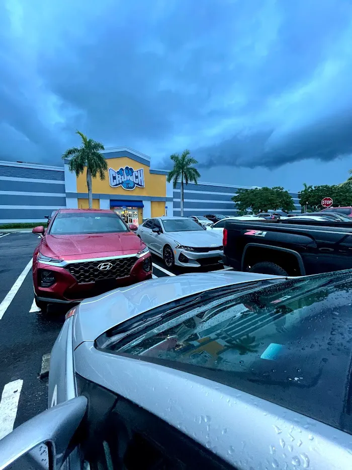 Crunch Fitness - Cutler Bay 1