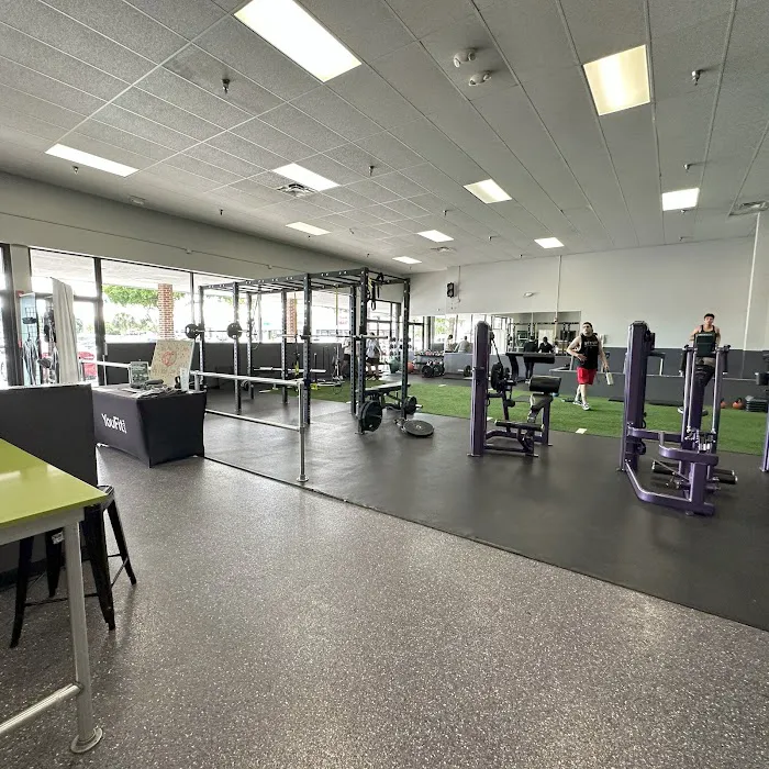 YouFit Gyms 8