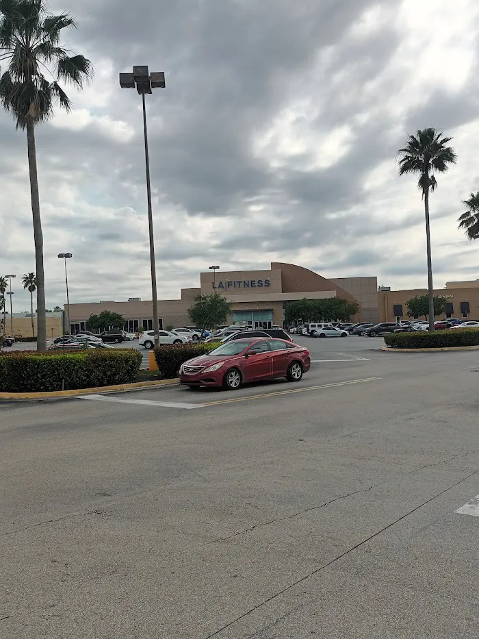 LA Fitness 6