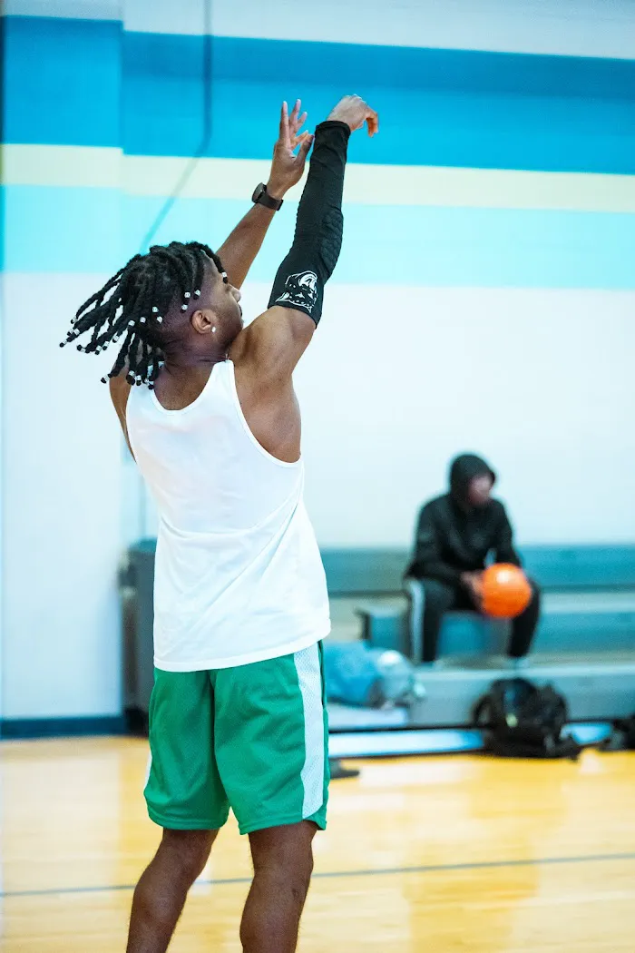 Shaw Physical Fitness Center 7