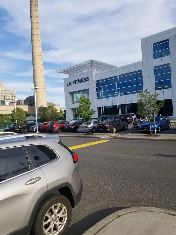 LA Fitness 0
