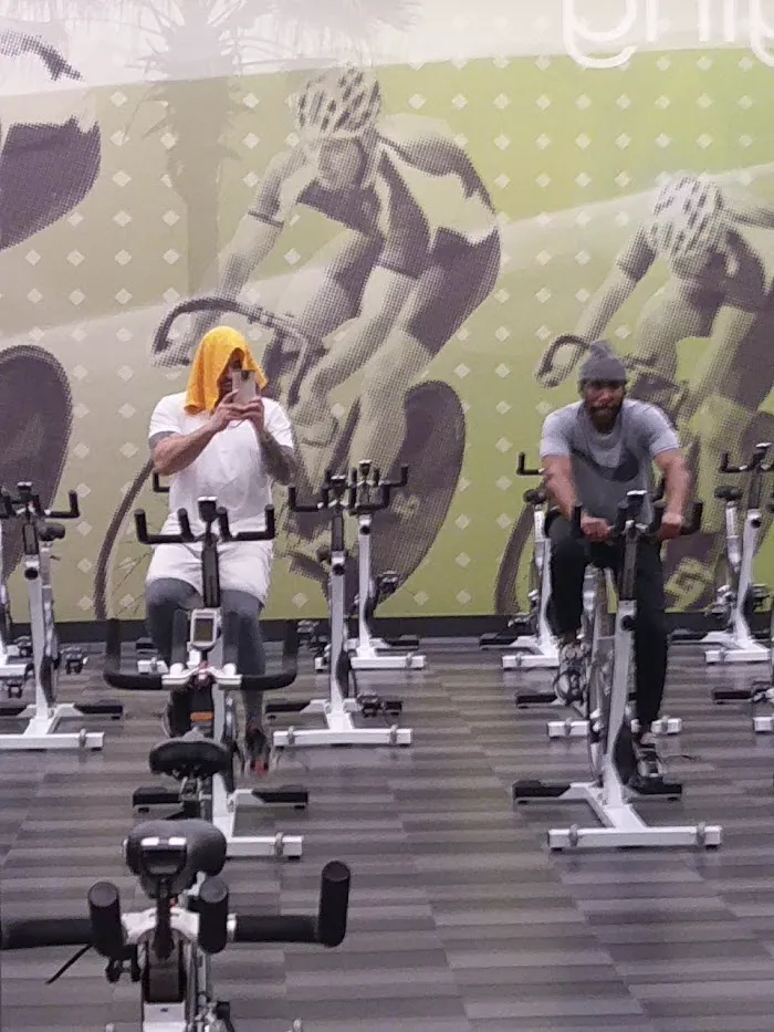 LA Fitness 7