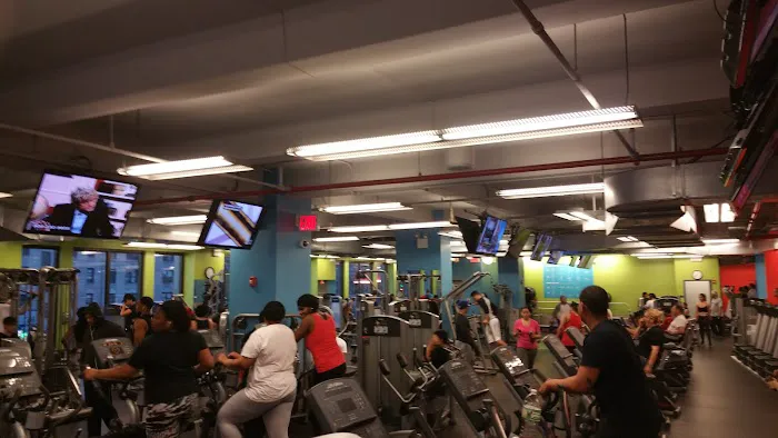 Blink Fitness Fordham 2