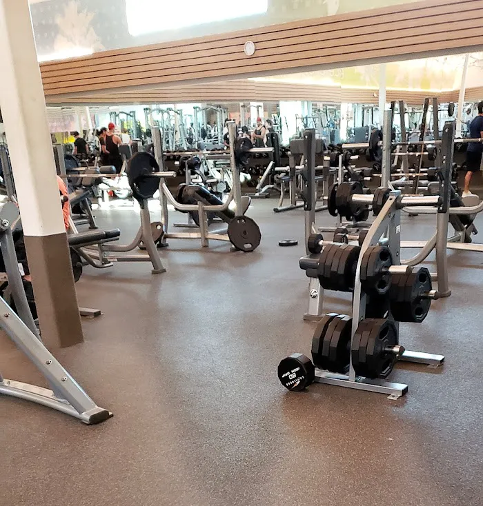 LA Fitness 0