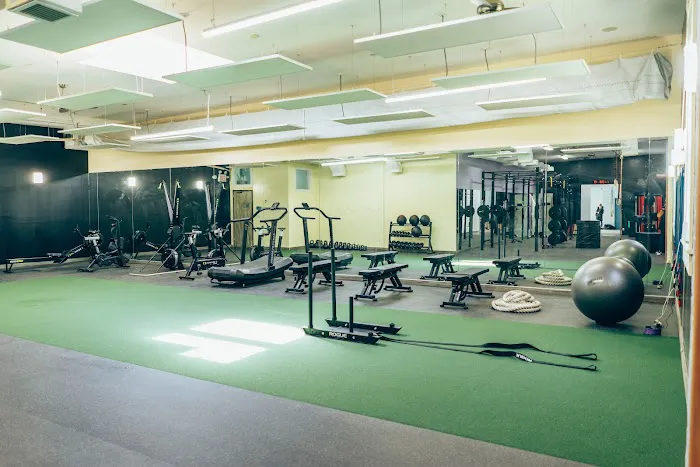 Very Good Gym LIC 2