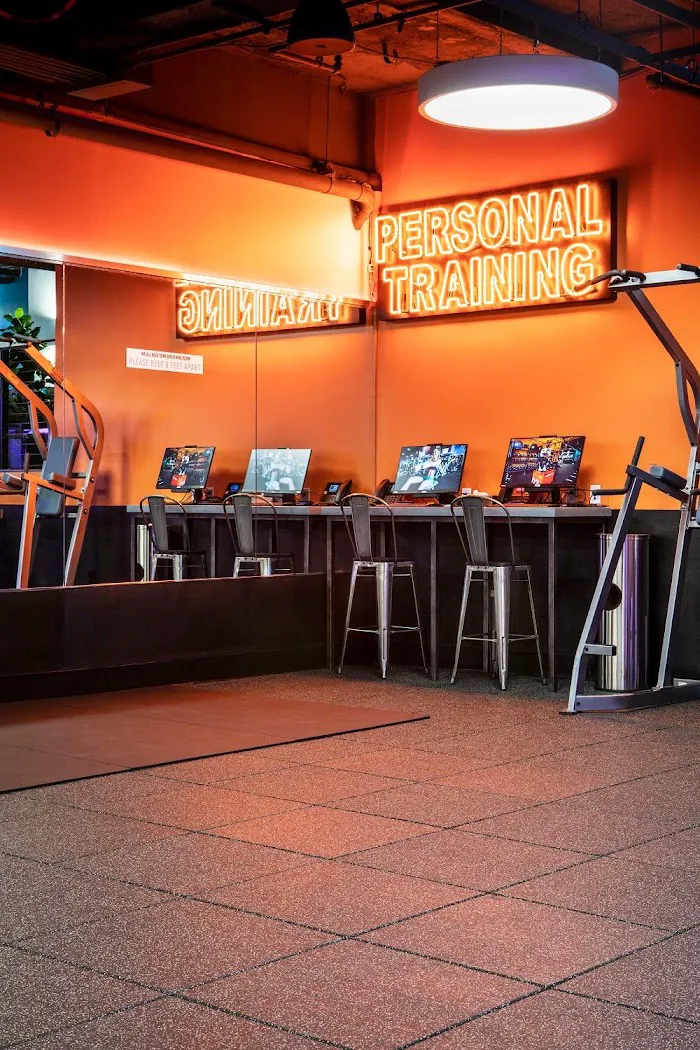Crunch Fitness - Midtown East 2