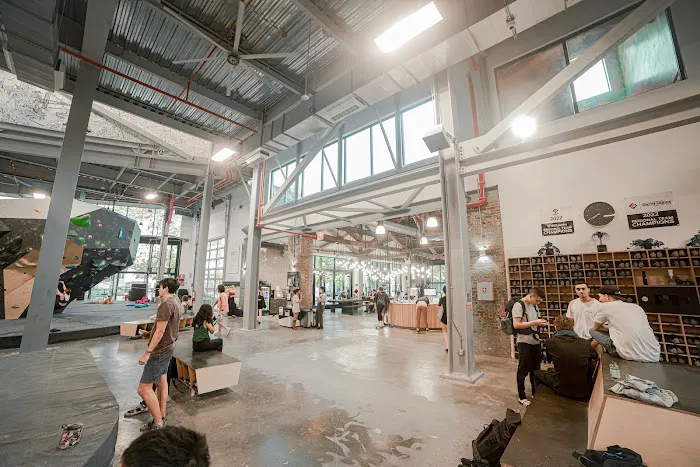 VITAL Climbing Gym - Brooklyn 4