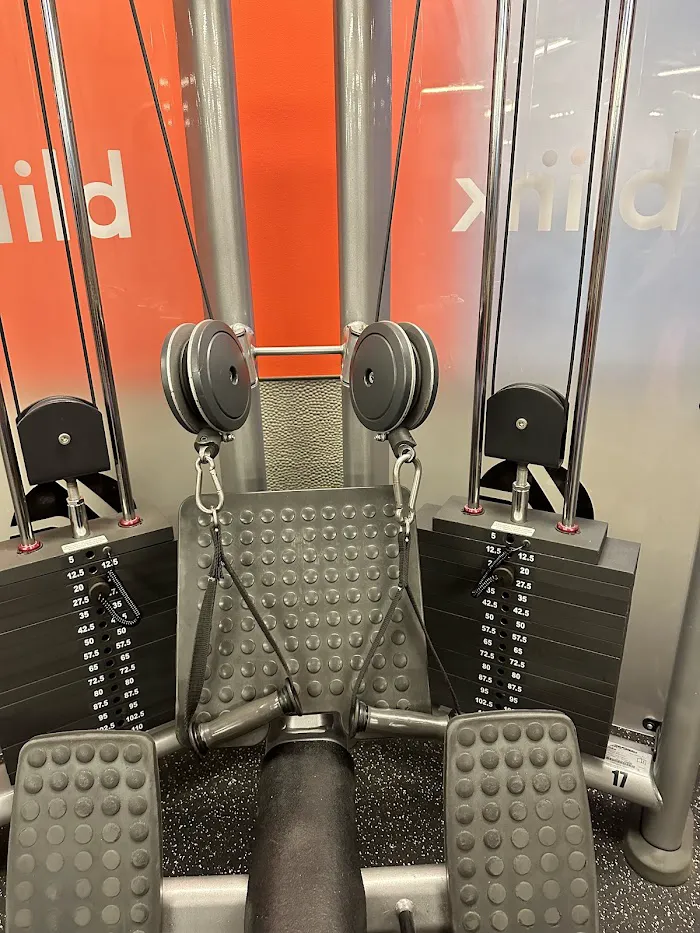 Blink Fitness 54th 5