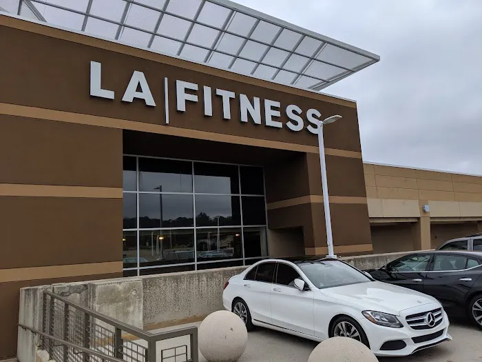 LA Fitness 1