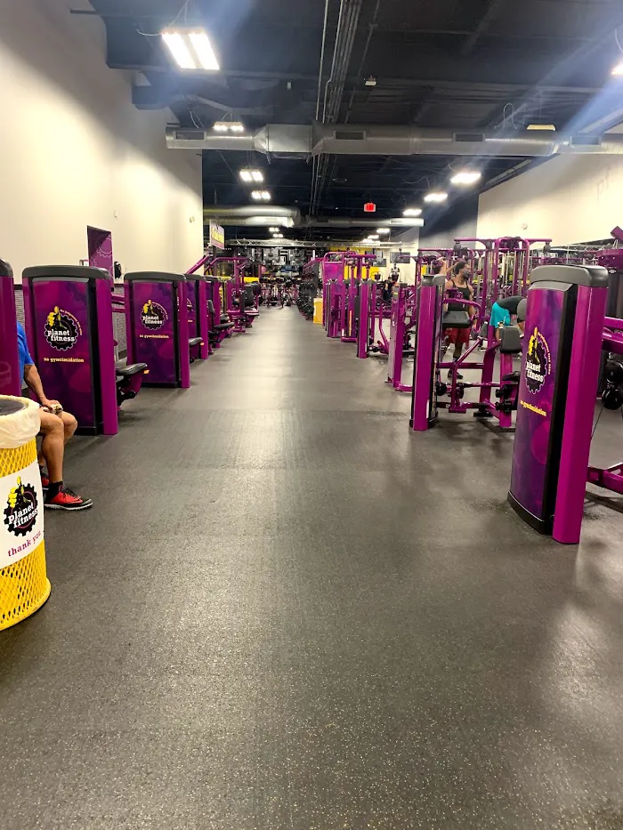 Planet Fitness 8